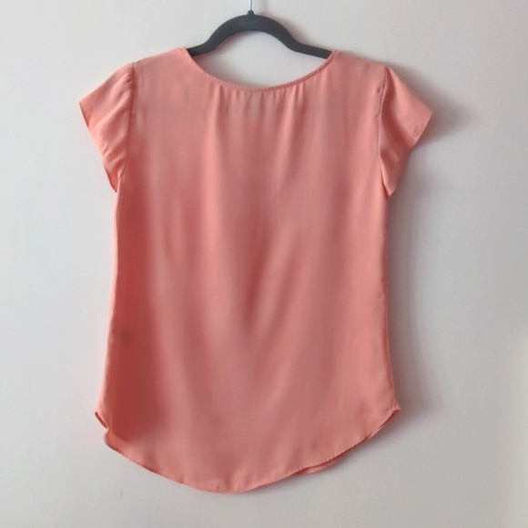Blush blouse, size XS - Picture 2 of 5